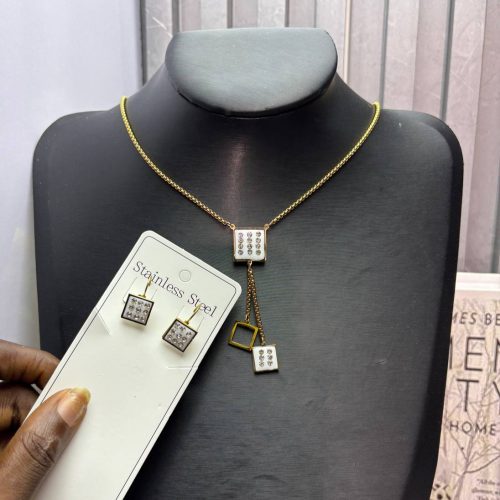 STONED SET (CLIP EARRINGS) 01