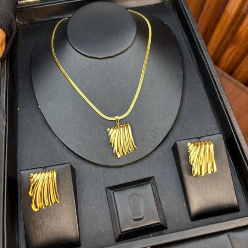 STEEL SET STT04
