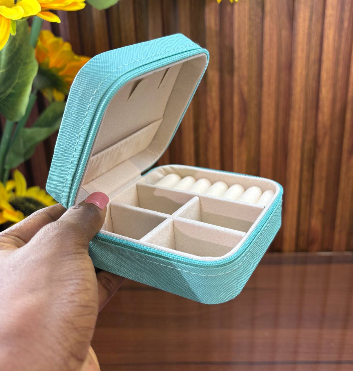 photo_2025-12-10_17-52-42