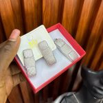 MD PENDANT AND EARRINGS DER06