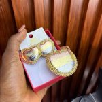 MD PENDANT AND EARRINGS DER11