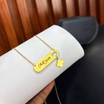 CLOVER DROP ENGRAVED CHAIN