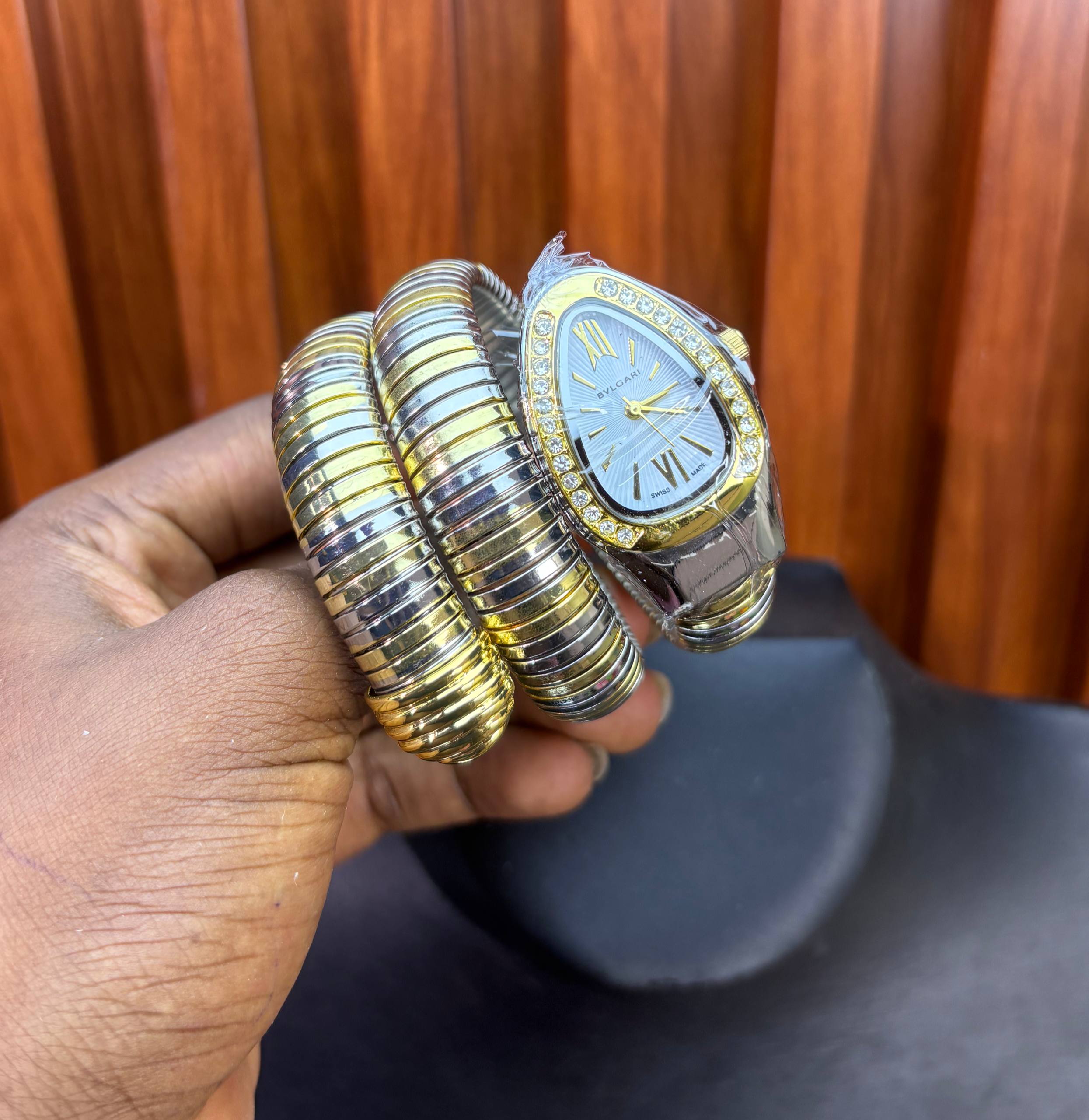 photo_2026-02-03_20-34-19 BVLGARI SNAKE WATCH - Image 1