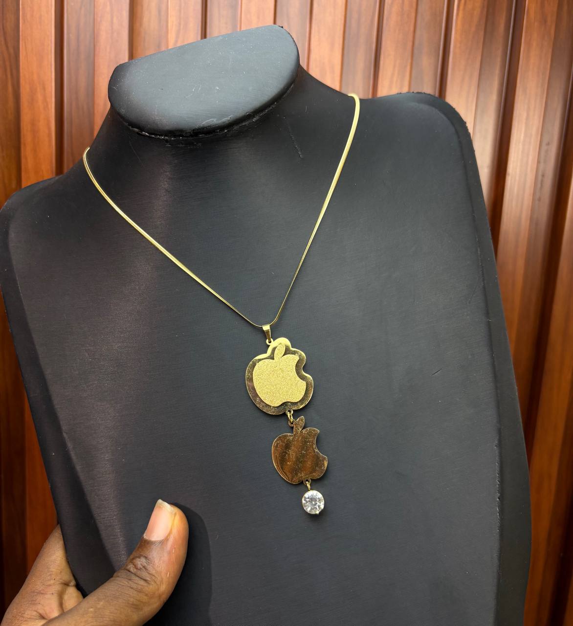 photo_2026-02-19_13-45-59 STEEL APPLE STONE CHAIN - Image 1