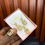 BIG ZIRCONIA SET (WITH RING) Z002