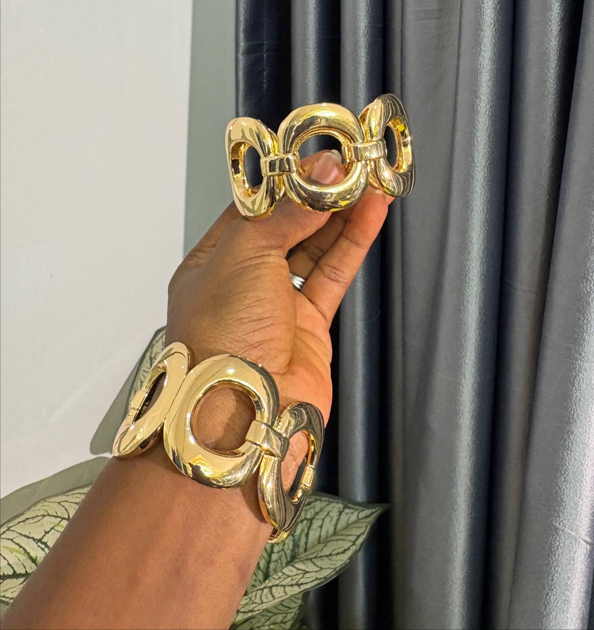 photo_2026-03-17_19-51-27 CHUNKY BANGLE 021 - Image 1