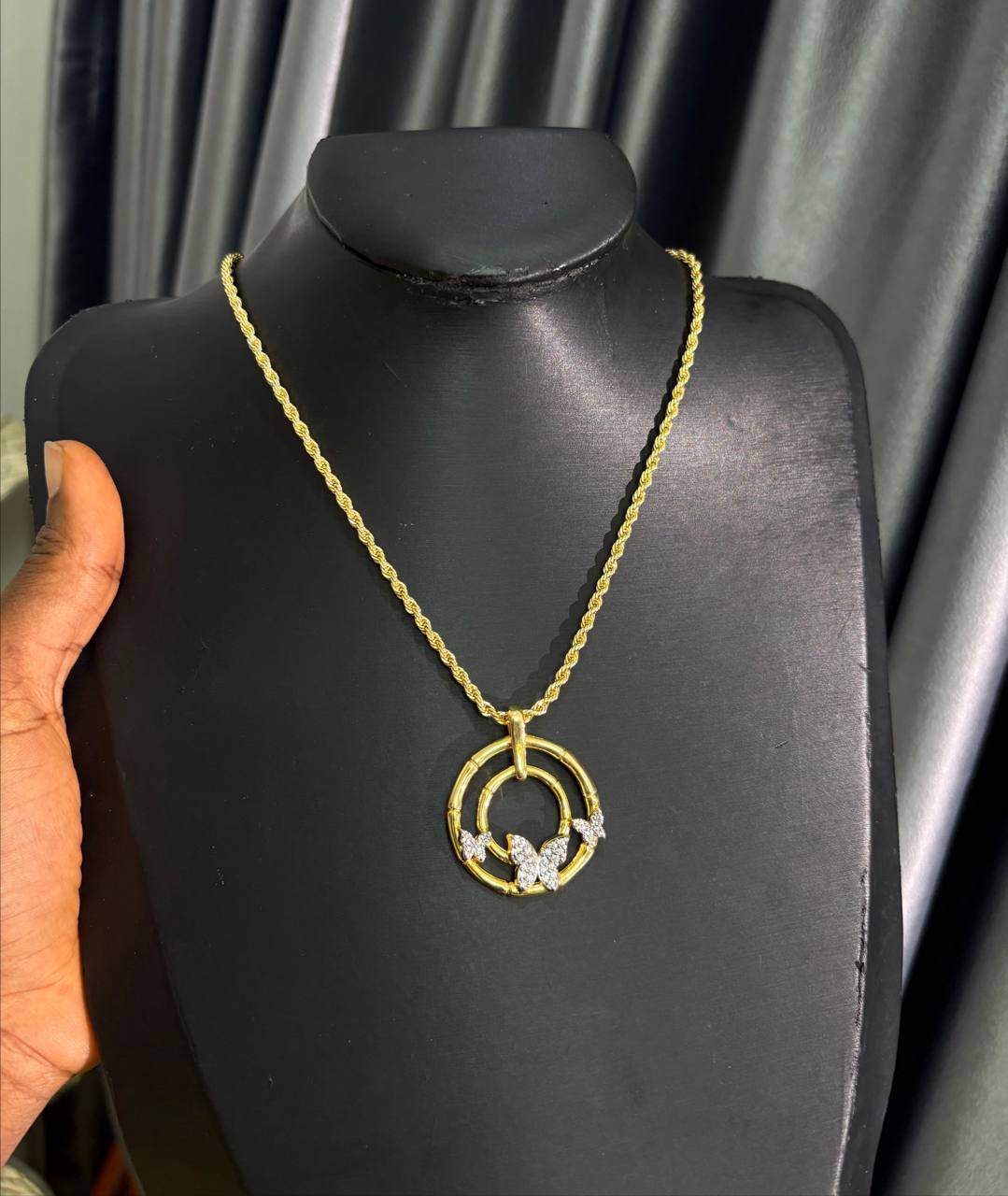 photo_2026-03-28_19-46-15 STATEMENT PENDANT CHAIN SPD03 - Image 1