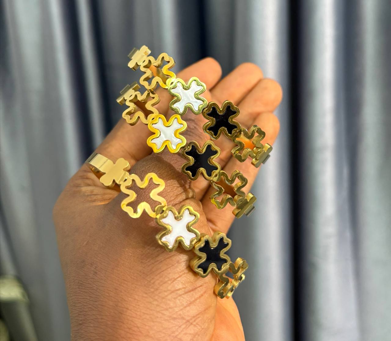 photo_2026-04-02_21-52-59 STAINLESS STEEL BANGLE STBG03 - Image 1