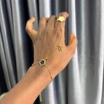 RING WITH HANDCHAIN RHND05