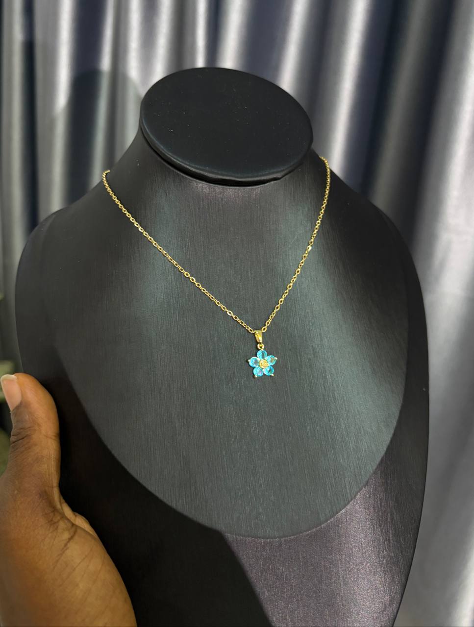 photo_2026-04-09_17-23-37 STAINLESS STEEL SUNFLOWER CHAIN SNFL04 - Image 1