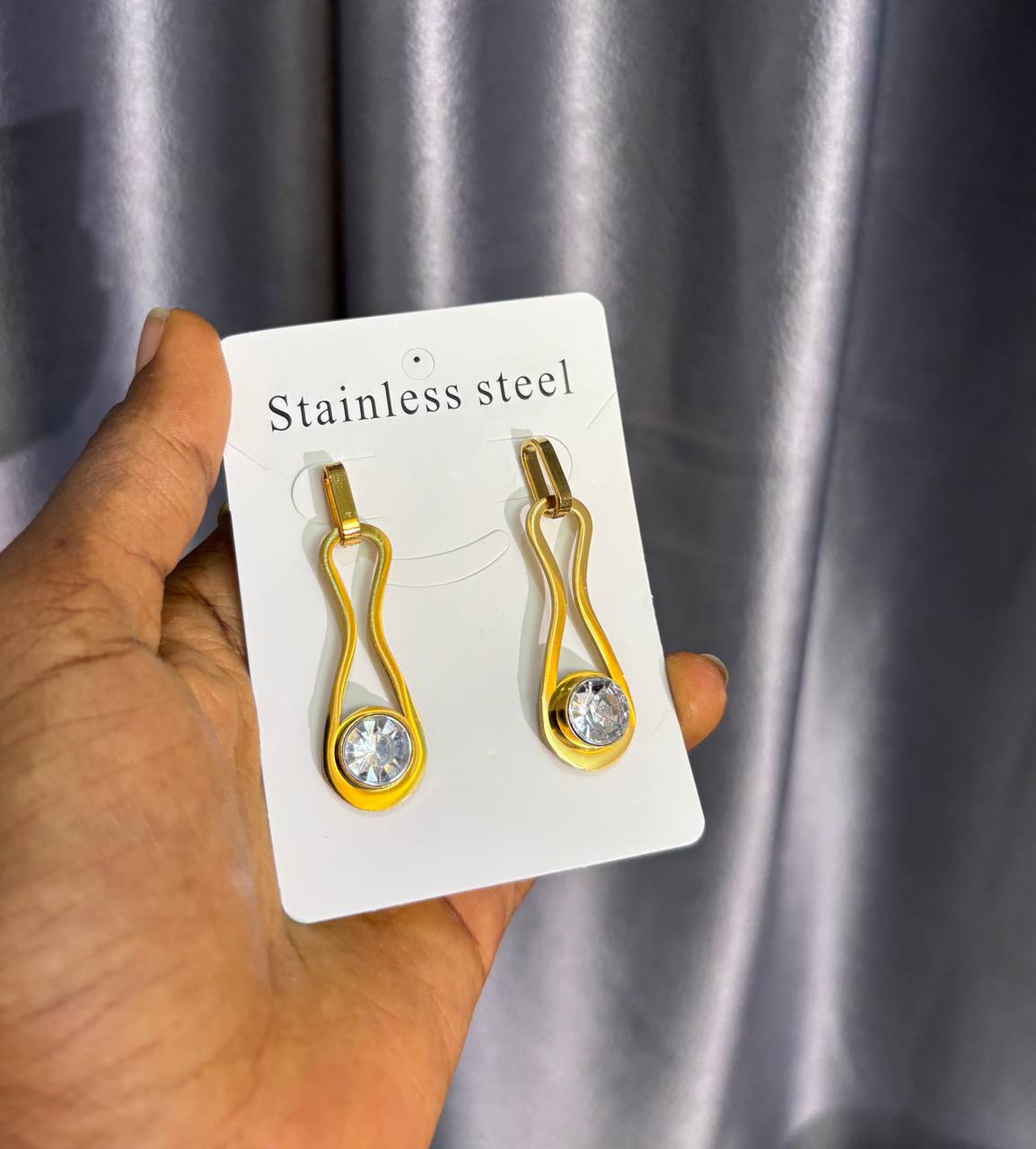 photo_2026-04-11_17-39-04 DROPPING STEEL EARRINGS DPER03 - Image 1