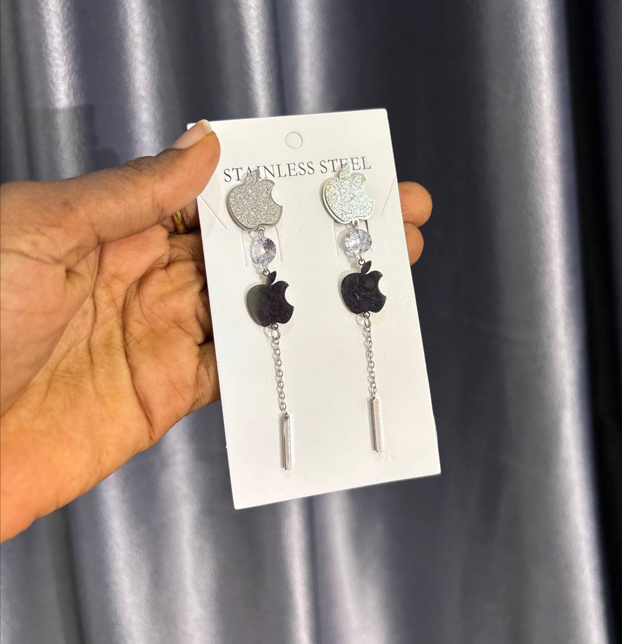 photo_2026-04-11_17-42-03 DROPPING STEEL EARRINGS DPER18 - Image 1