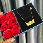 CROWN FEMALE ENGRAVED CHAIN