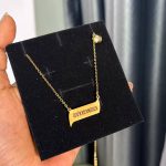 FEMALE ENGRAVED CHAIN POINTED RECTANGLE