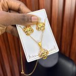 EARRINGS AND NECKLACE E&N04