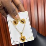 EARRINGS AND NECKLACE E&N11