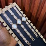 VINTAGE WRISTWATCH VTG02