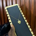 STONED FLIP LOVE CHAIN