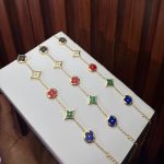 CLOVER MOTIF BRACELET CLM01