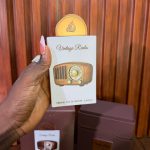 VINTAGE RADIO